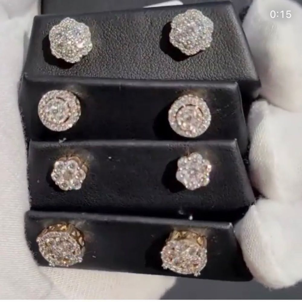 14K VS DIAMOND EARRINGS - Picture 2 of 2